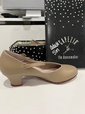 Capezio Jr Footlight Character Tap Shoe 5M NWT